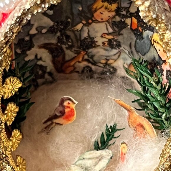 Vintage Christmas Egg Diorama Ornaments // Set of 2 // Real Eggs - Picture 3 of 11